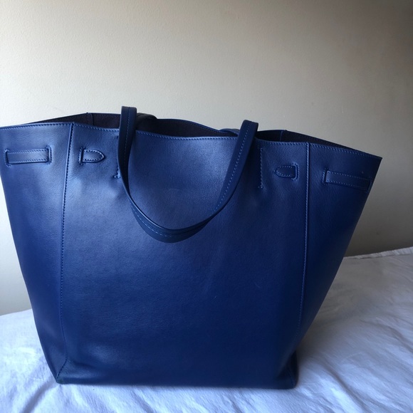 Authentic Celine Small Cabas Calfskin Tassel Tote - Picture 4 of 8